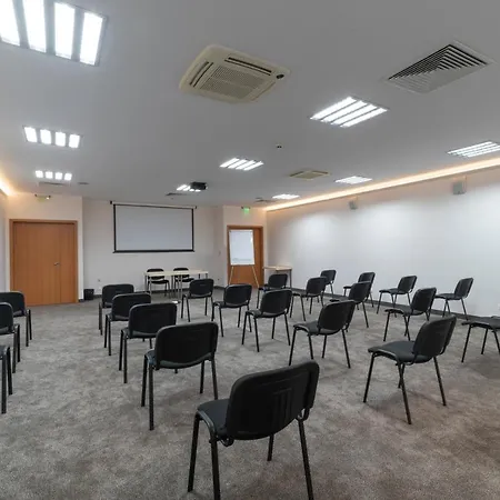 Vitosha Park - Free Indoor Pool & Parking