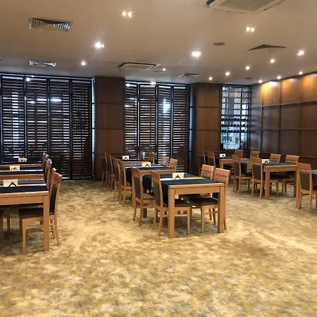Vitosha Park - Free Indoor Pool & Parking Hotel 4*