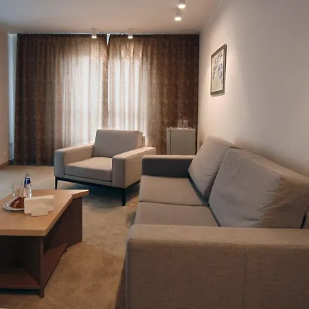 Vitosha Park - Free Indoor Pool & Parking 4* Sofia