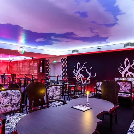 Hotel Vitosha Park - Free Indoor Pool & Parking Sofia