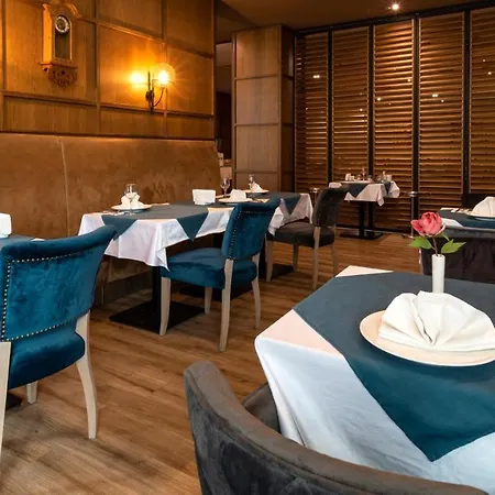 Vitosha Park - Free Indoor Pool & Parking Hotel